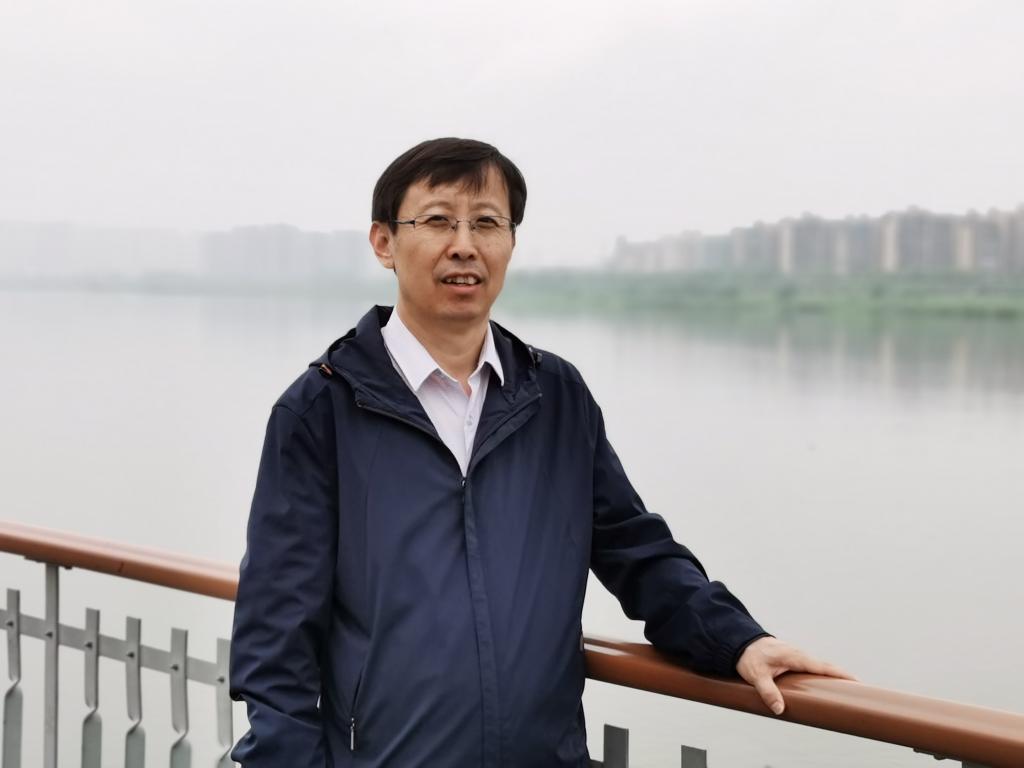 哈斯同力嘎 院長 副教授